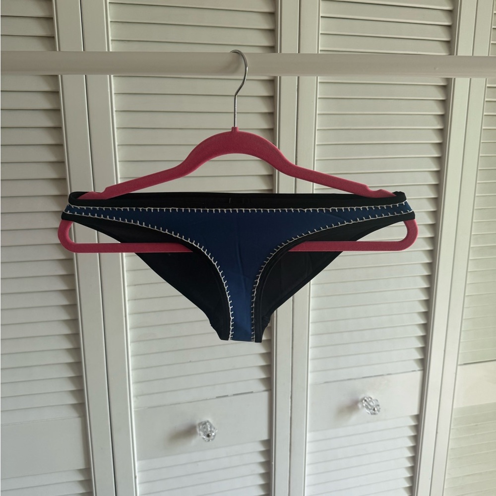 Triangl Navy Blue Bikini Bottom – Size Large